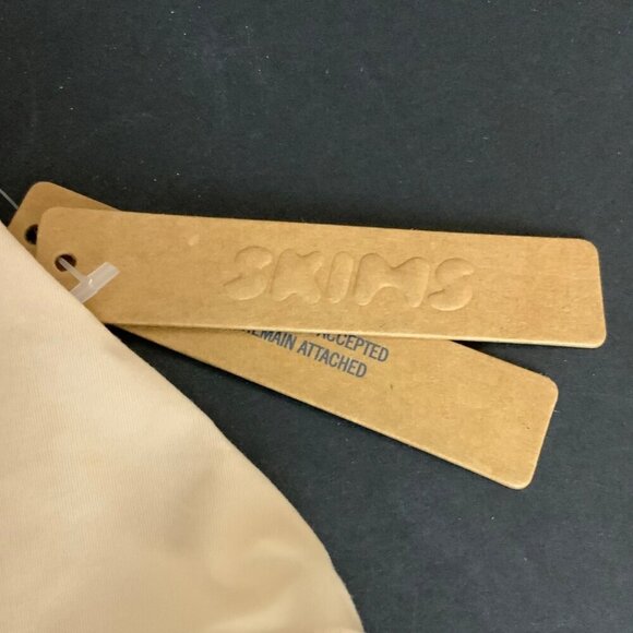 SKIMS Fits Everybody High-Waist Briefs Size Medium Sand Beige NEW - FLAW - Picture 3 of 6